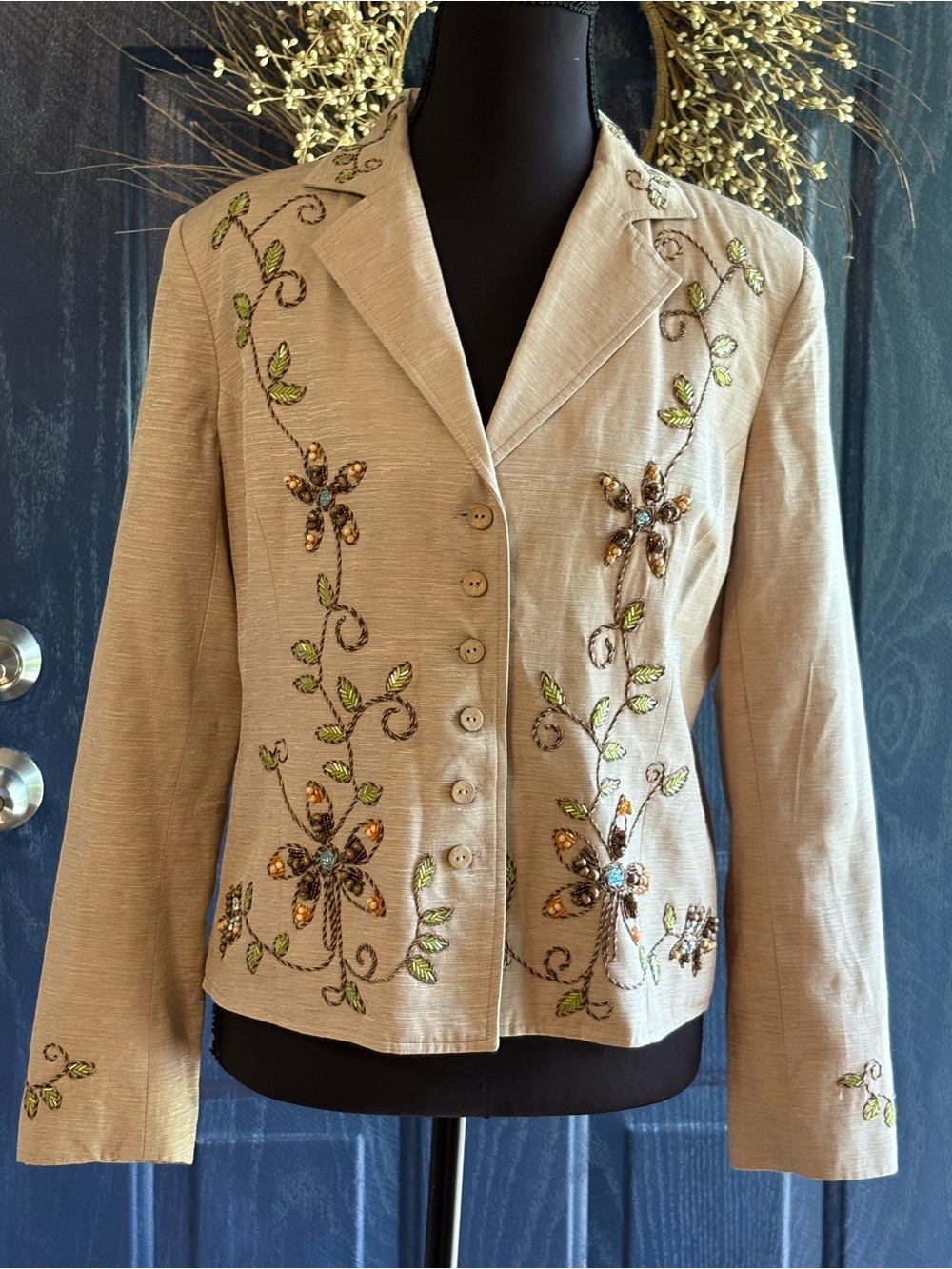 Silk Land Beige Embellished Floral Button-Front Blazer 100% Silk size 6